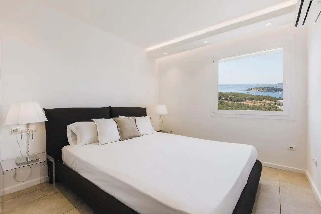 Casa con piscina in affitto a c. del abejaruco, imagen 18