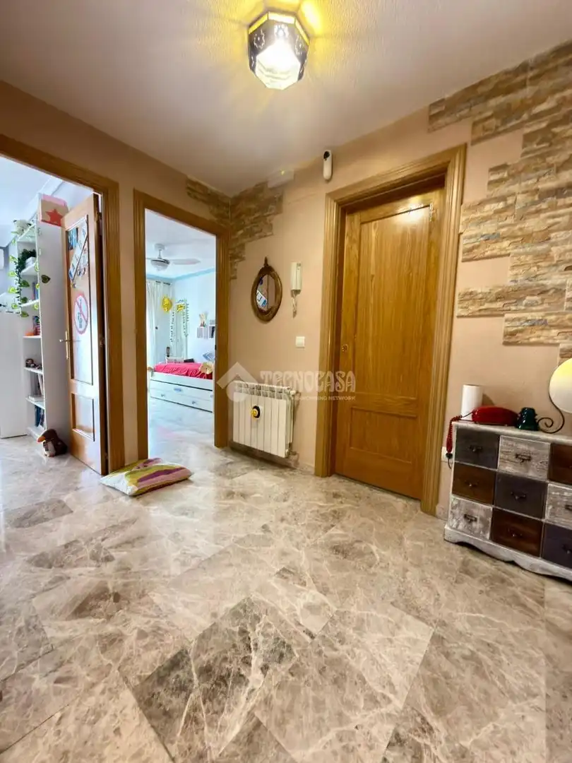 Casa aparellada amb piscina en venda a Altos del Olivar - El Caracol, imagen 22