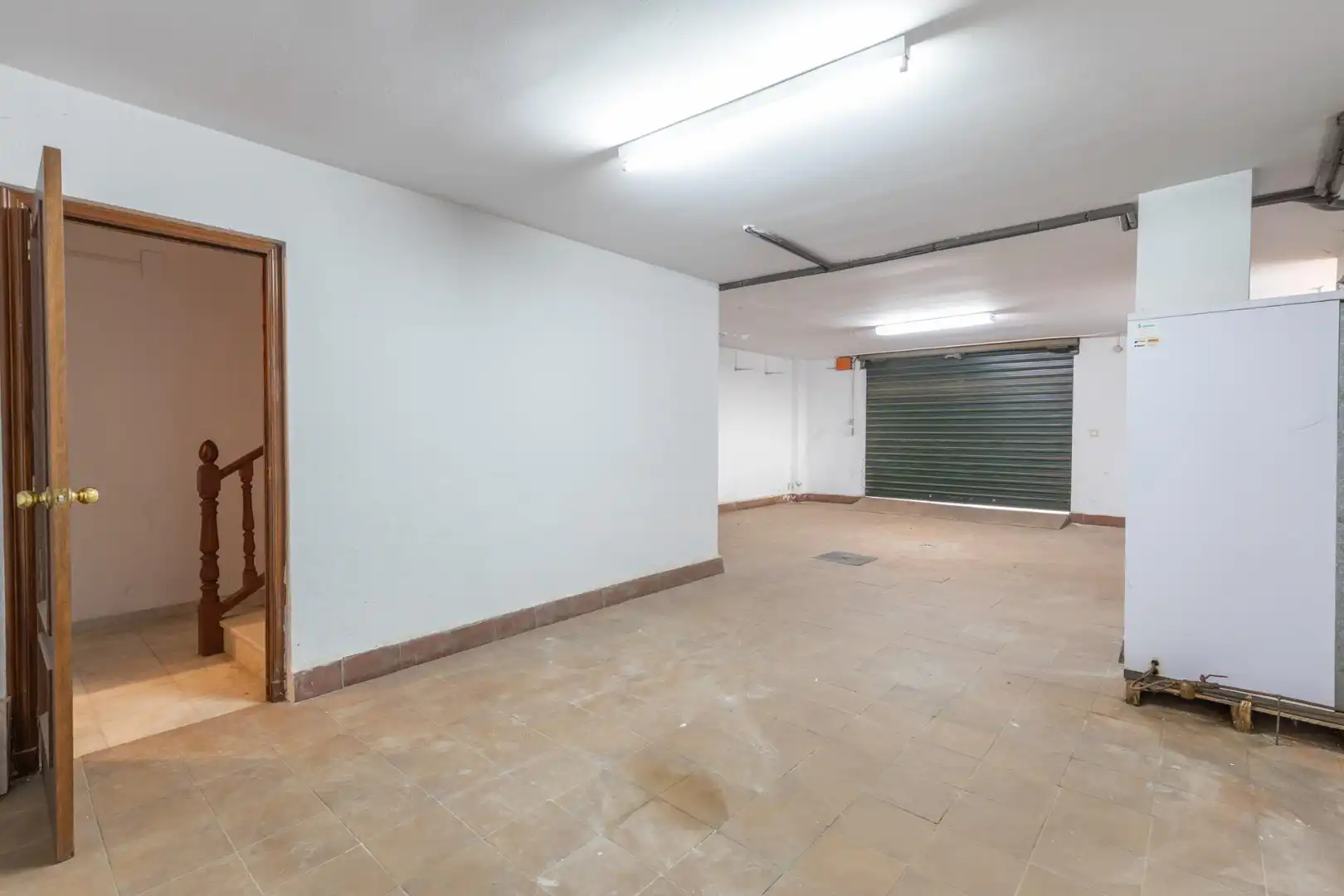 Casa adosada en venta en Granada con Calefacción, Terraza y Trastero