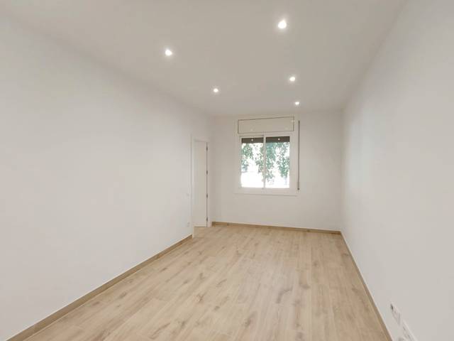 Piso en Alquiler en Via Favència en La Prosperitat