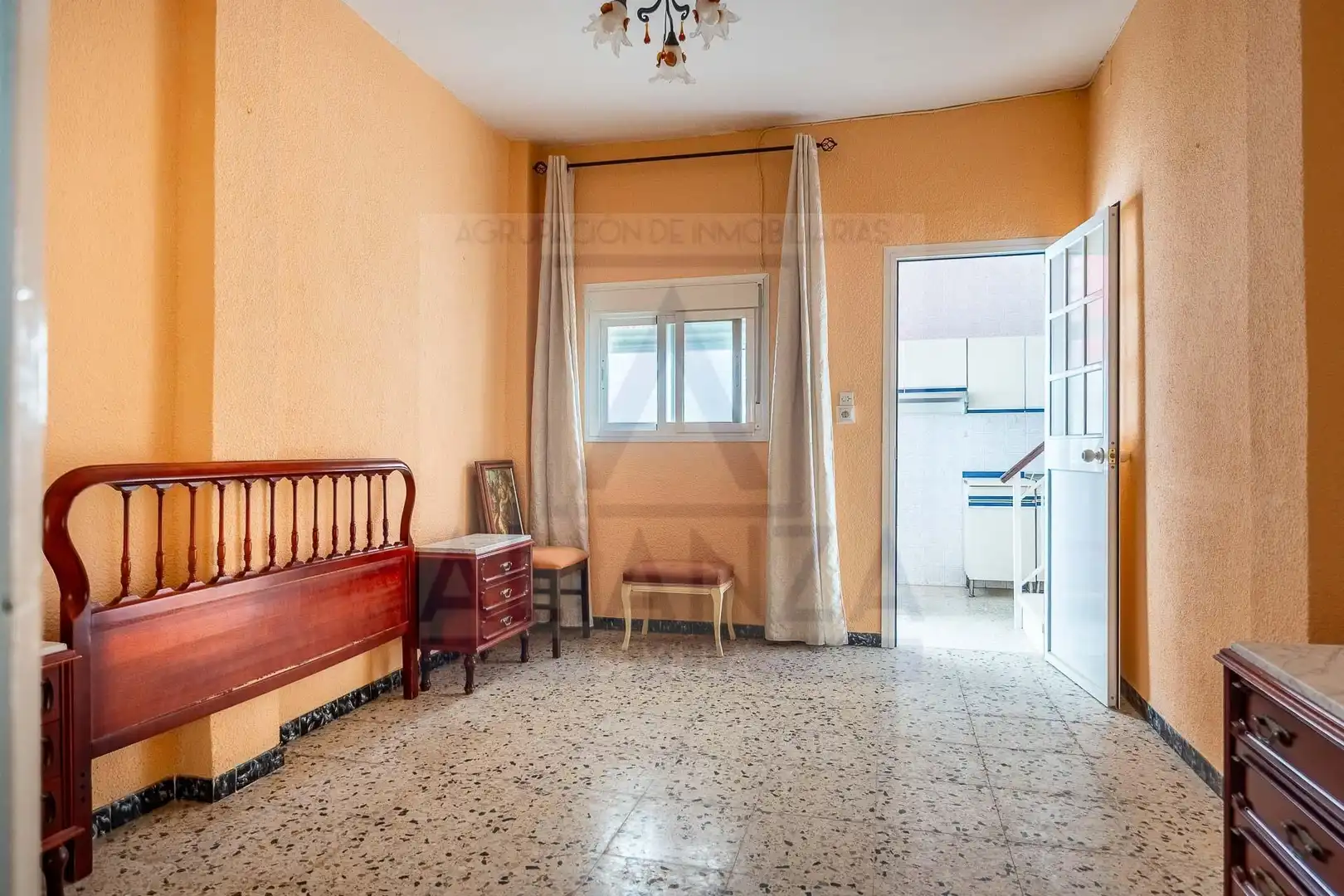 Reihenhaus zum Verkauf in Calle ZORRILLA, imagen 13