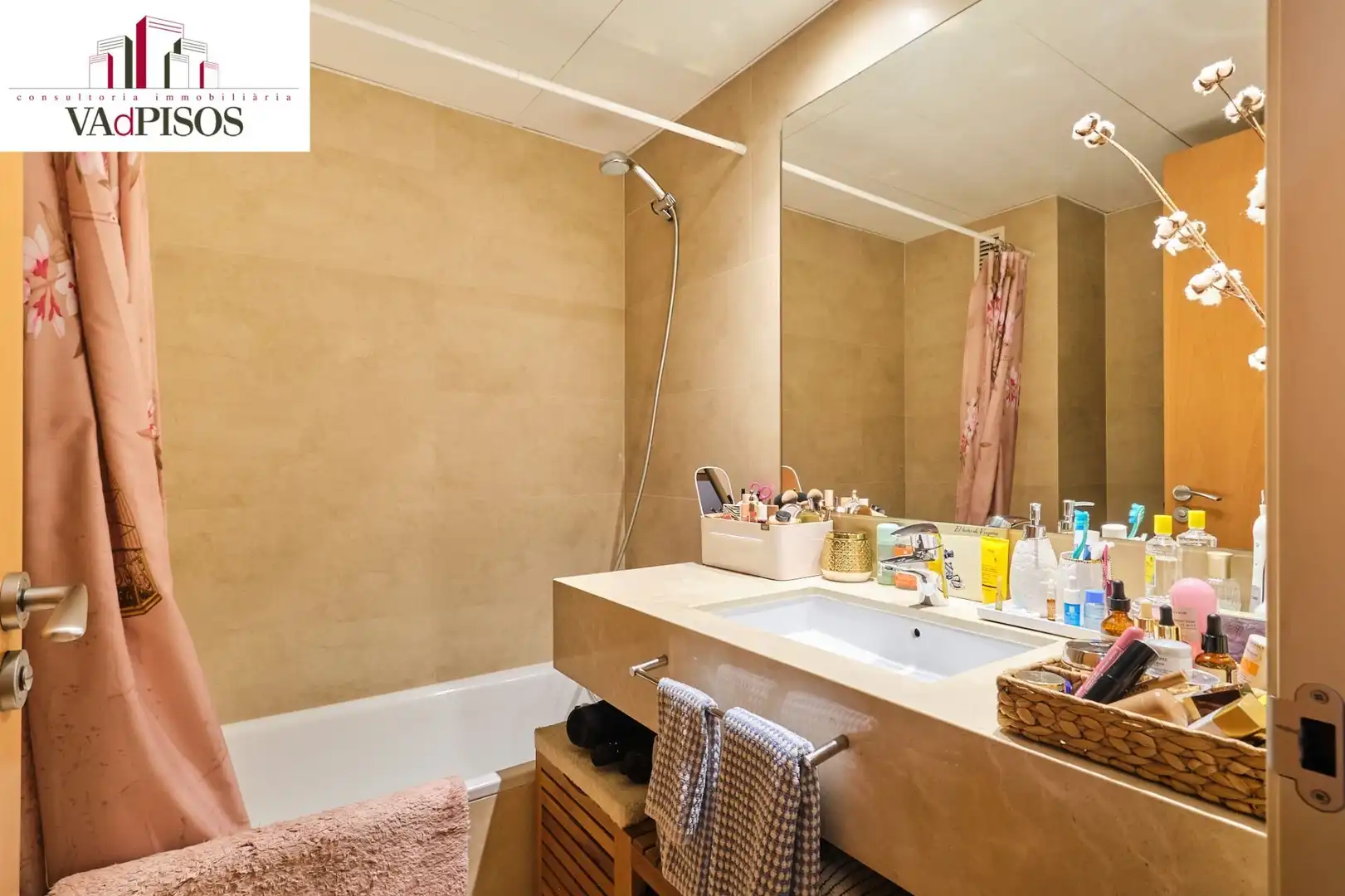 Baño de Piso en venta en Mataró con Aire acondicionado, Calefacción y Trastero