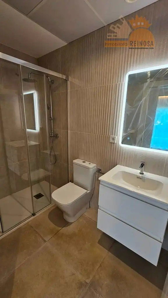Baño de Planta baja en venta en Molina de Segura con Aire acondicionado, Jardín privado y Parquet