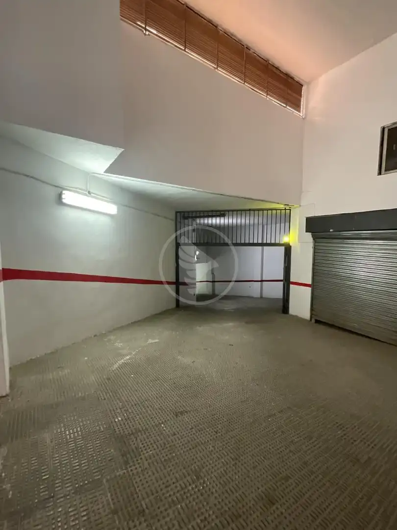 Aparcamiento en alquiler en Paseo Virgen de Linarejos, imagen 4