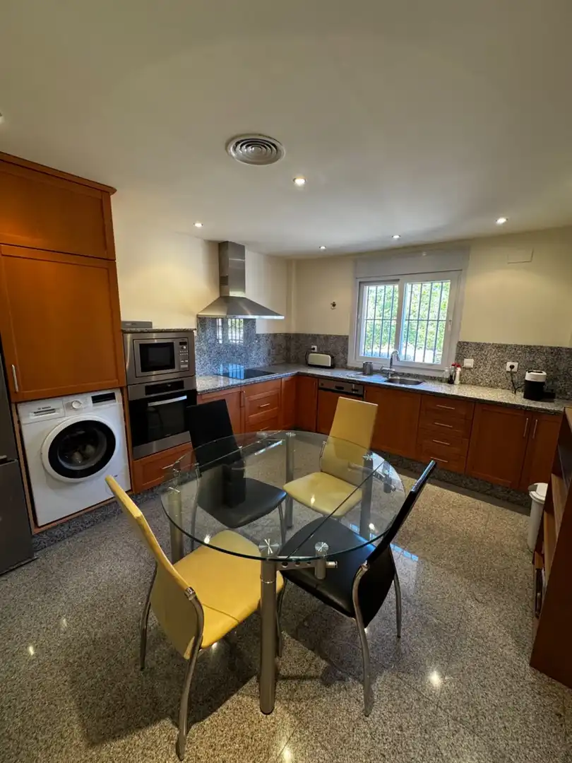 Kitchen of Detached homes for rent in Marbella  with Air Conditioner, Terrace and Swimming Pool