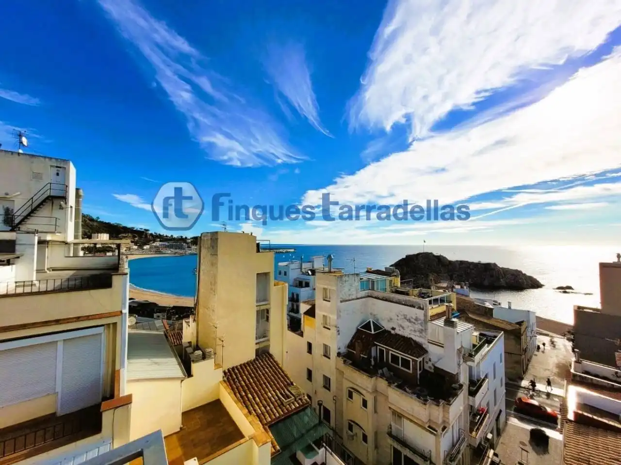 Vista exterior de Estudio en venta en Blanes con Terraza y Alarma