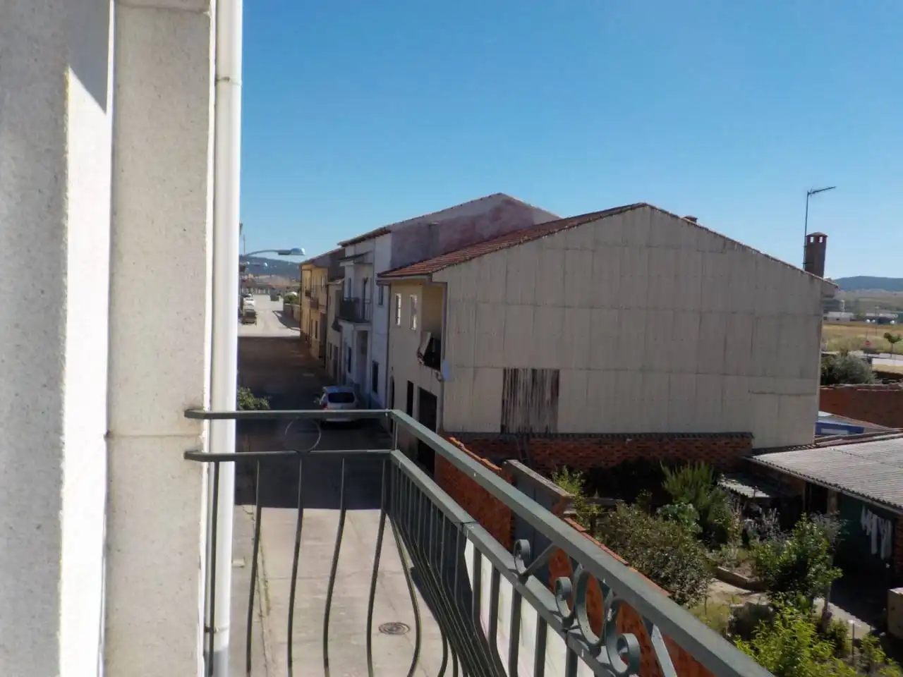 Außenansicht von Wohnung zum Verkauf in Ciudad Rodrigo mit Heizung, Abstellraum und Balkon