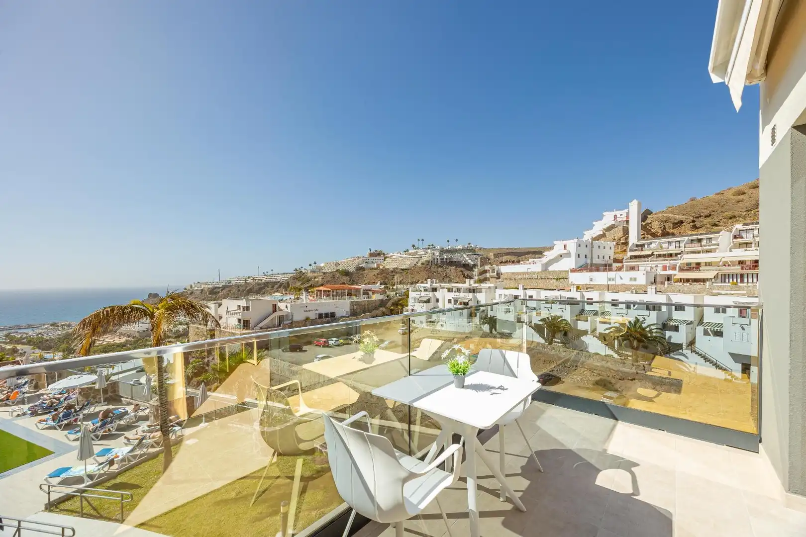 Apartamento con terraza en venta en Puerto Rico, imagen 4