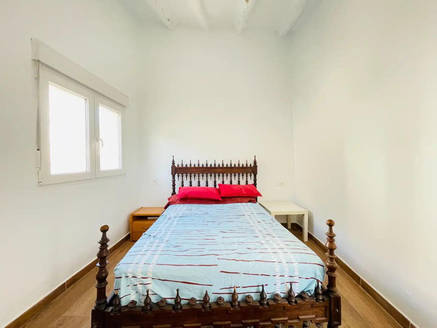 Habitación de Casa adosada en venta en Magallón con Amueblado