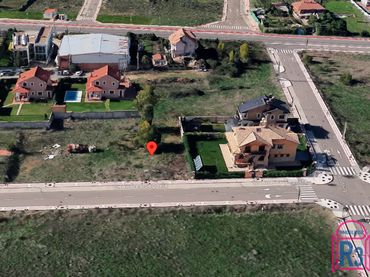 Terreno residenziale in vendita a Andrés Segovia 21