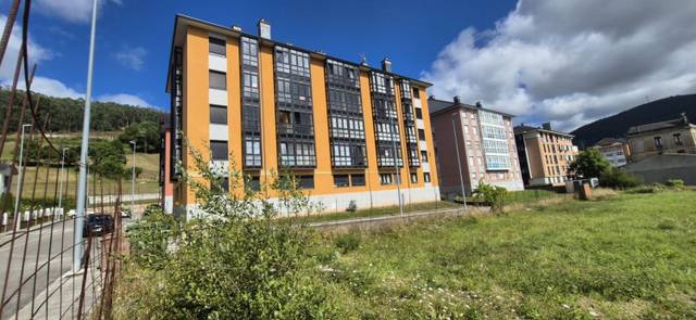 Piso en Venta en Vegadeo