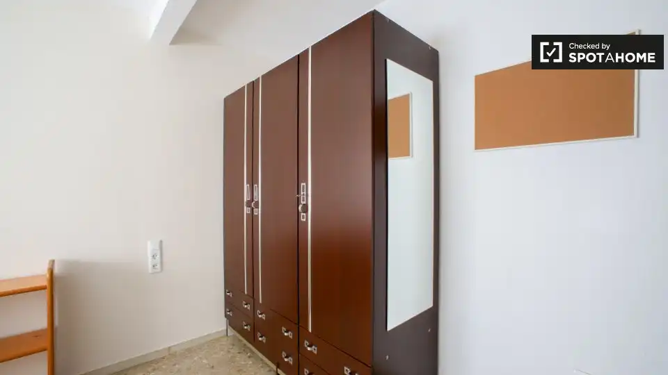 Room in Nou Moles