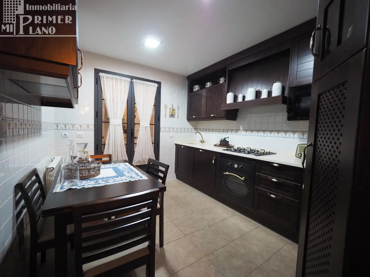 Kitchen of Flat for sale in Tomelloso  with Heating, Parquet flooring and Storage room