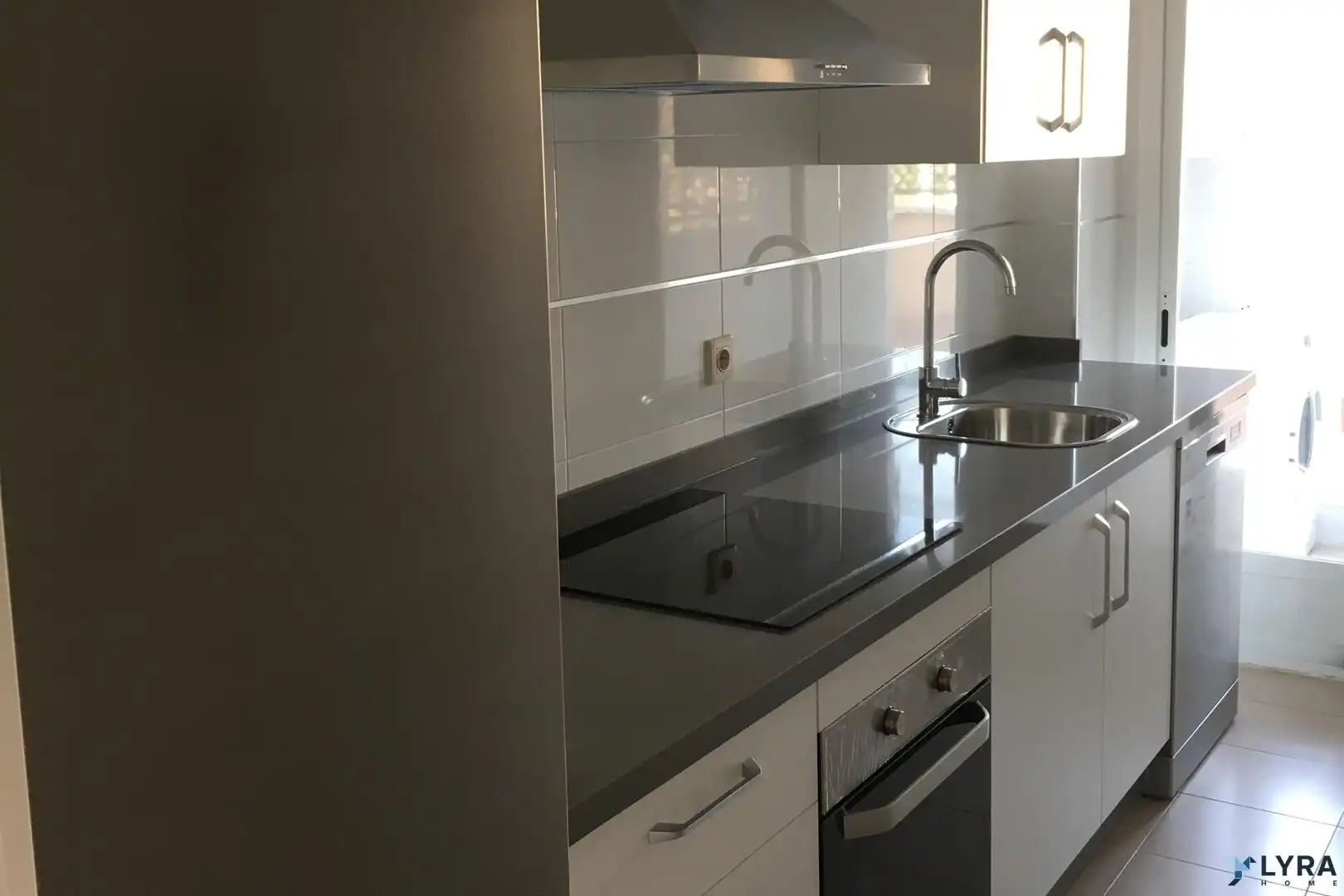 Cocina de Piso en venta en Tomares con Aire acondicionado, Parquet y Terraza