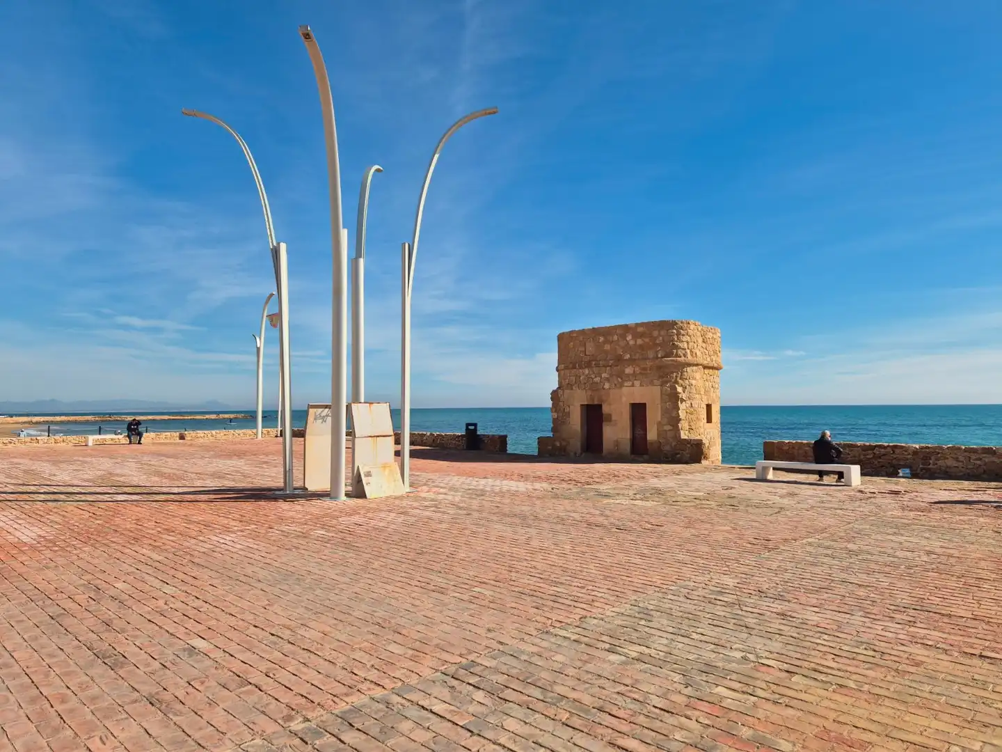 Vista exterior de Planta baja en venta en Torrevieja con Aire acondicionado, Terraza y Trastero