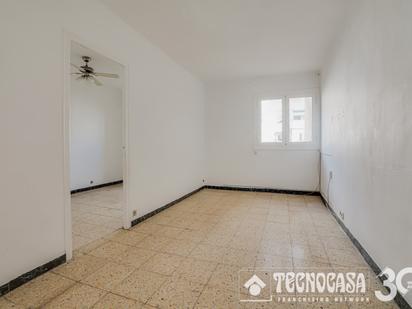 Bedroom of Flat for sale in Santa Coloma de Gramenet  with Internet