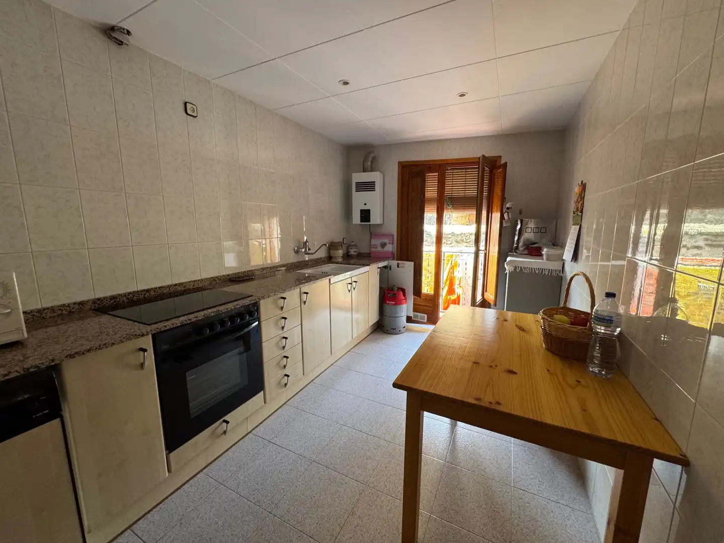 Flat for sale in Calle de los Serranos de Aparicio, 6, Cretas