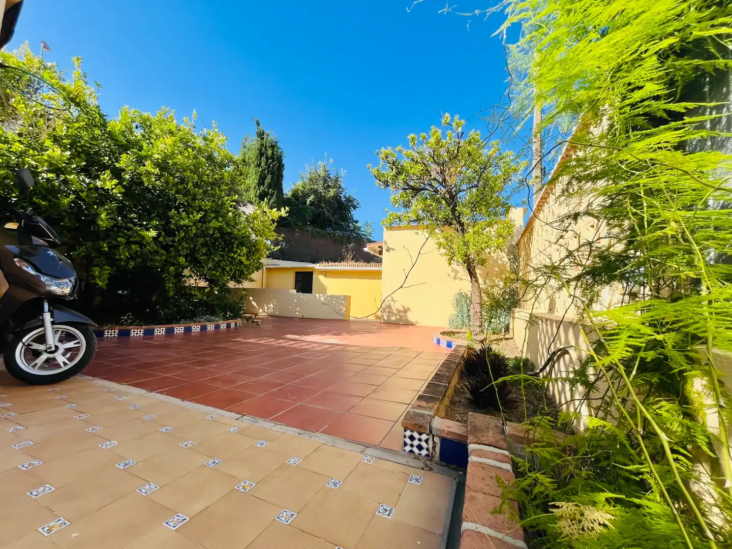 Terraza de Casa o chalet en venta en Fuengirola con Aire acondicionado, Jardín privado y Terraza