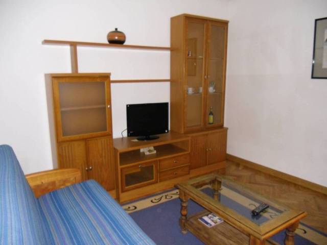 Apartamento en Alquiler en Calle SAN MIGUEL DE LOS ANGELES en Casco Histórico