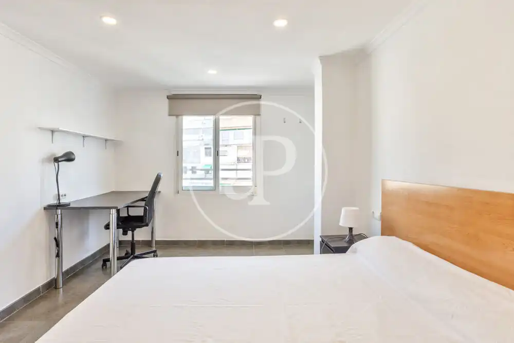 Bedroom of Flat for rent in Valencia  with Heating, Furnished and Balcony