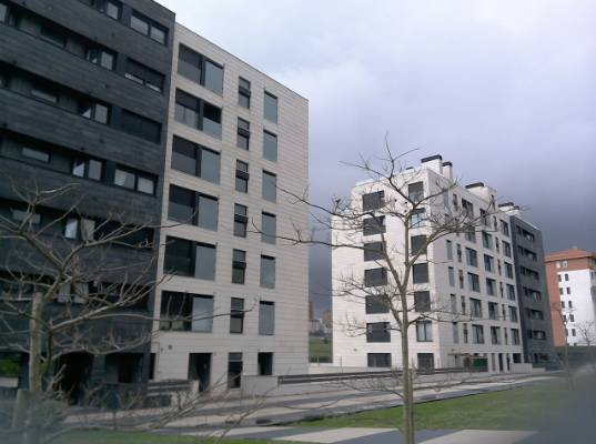 Piso en Venta en Calle Ernest Lluch 17E en Monte