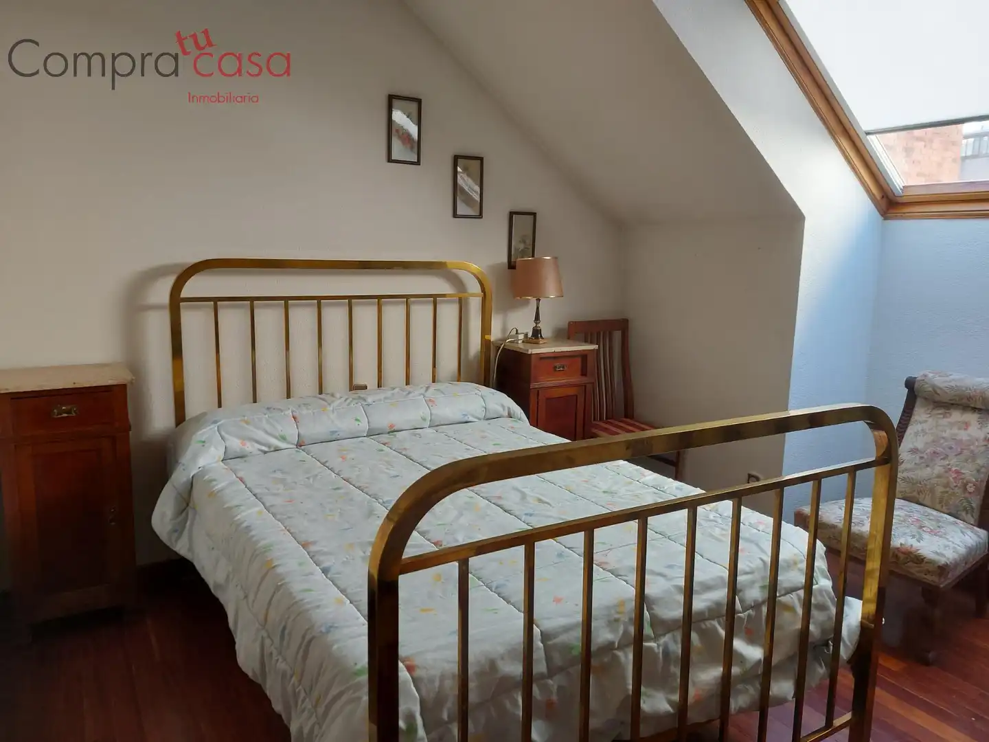 Habitación de Piso para compartir en Segovia con Calefacción, Terraza y Amueblado