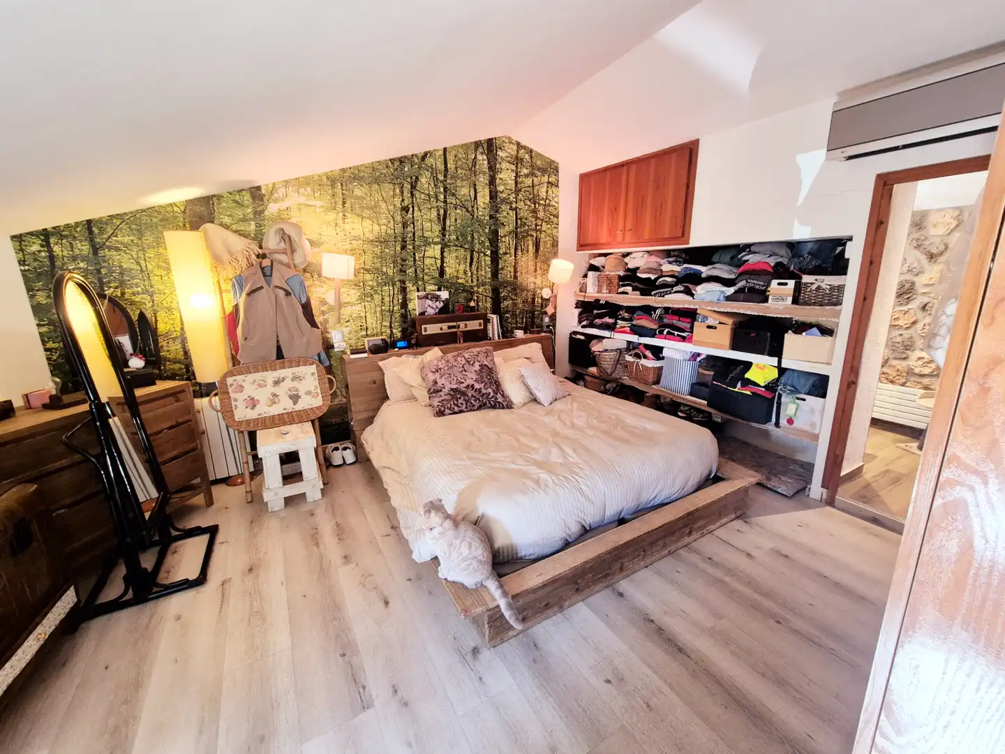 Habitación de Finca rústica en venta en Santa Eulàlia de Ronçana con Aire acondicionado, Calefacción y Jardín privado