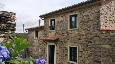 Foto 4 de Casa o xalet en venda a Touro, A Coruña