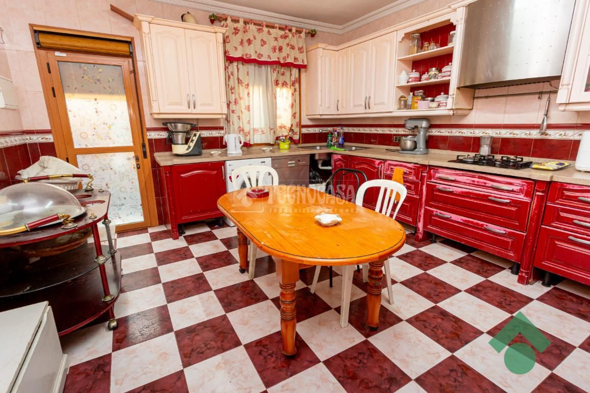 Kitchen of House or chalet for sale in Algeciras