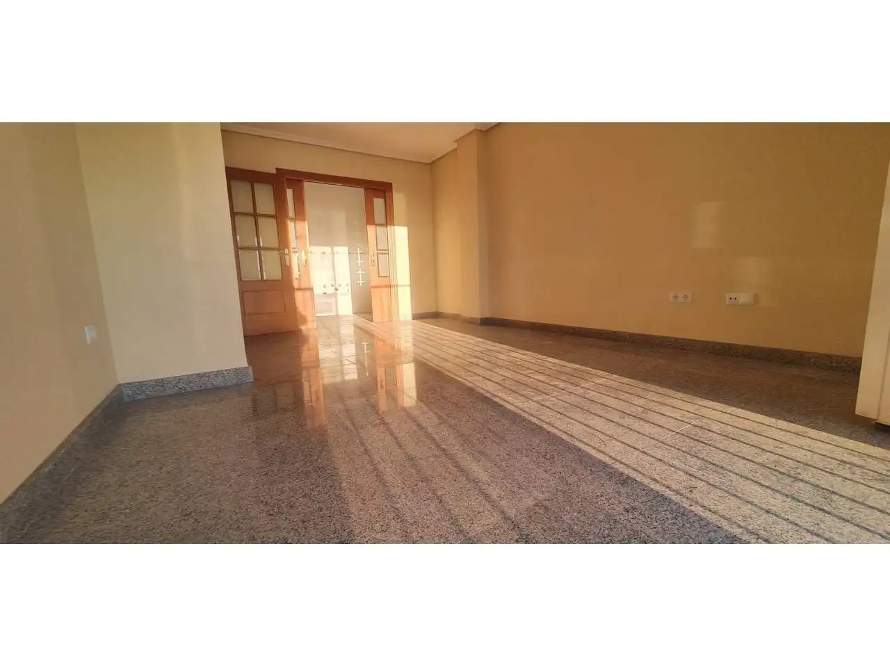 Wohnung mit Terrasse zum Verkauf in Roquetas de Mar ciudad, imagen 3