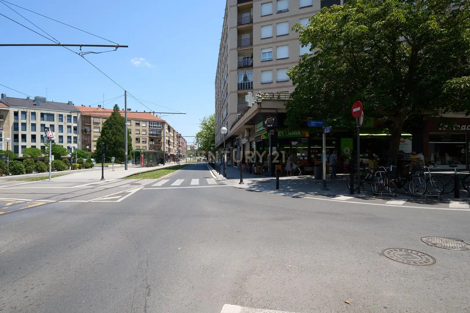 Außenansicht von Geschaftsraum zum Verkauf in Vitoria - Gasteiz