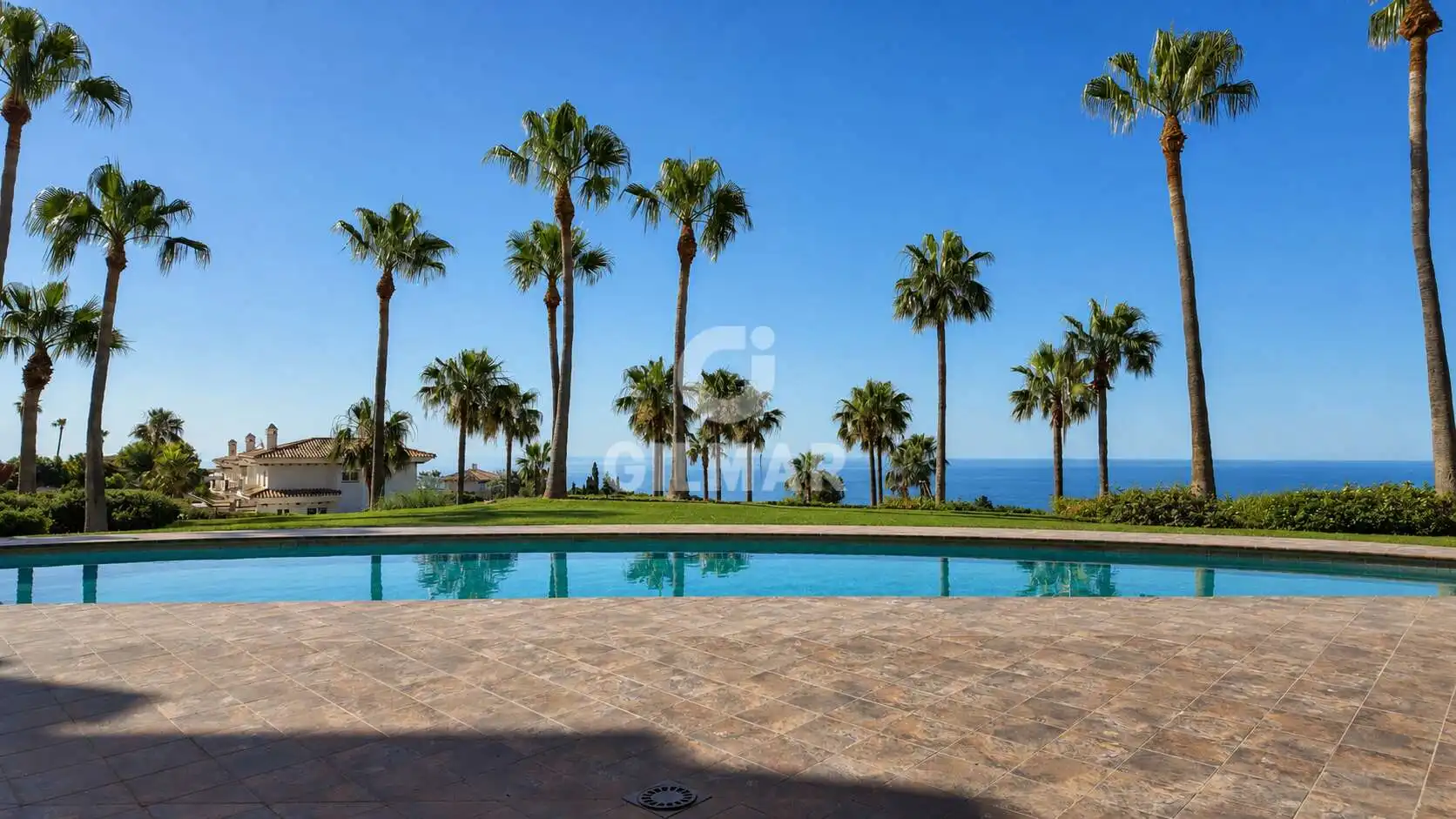 Piscina de Ático en venta en Benalmádena con Calefacción, Jardín privado y Trastero