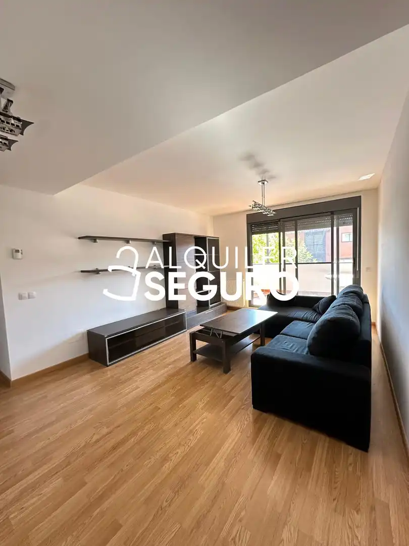 Sala d'estar de Pis de lloguer en Arroyomolinos (Madrid) amb Aire condicionat, Calefacció i Terrassa