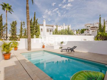 Casa con balcón en venta en Terrenos Sup-S1 Soto Resinera