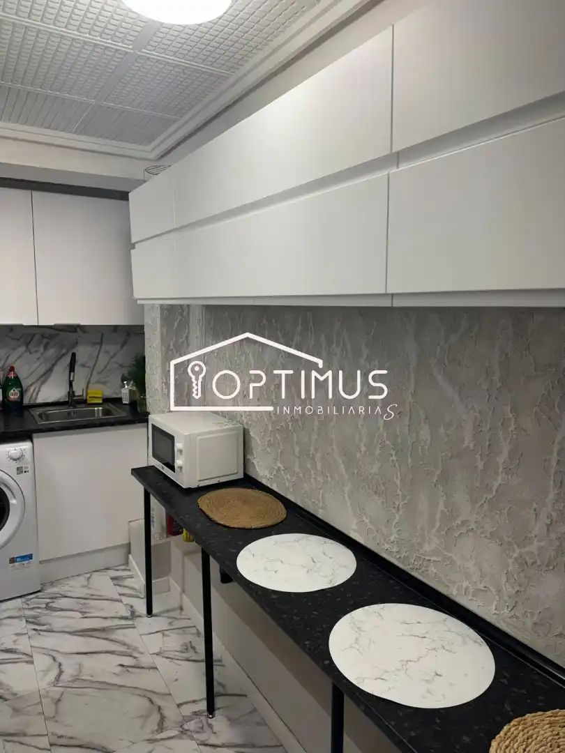 Cocina de Apartamento en venta en Xirivella con Aire acondicionado, Amueblado y Horno