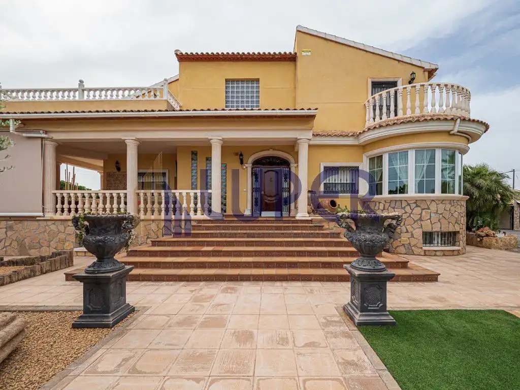 Vista exterior de Casa o chalet en venta en San Vicente del Raspeig / Sant Vicent del Raspeig