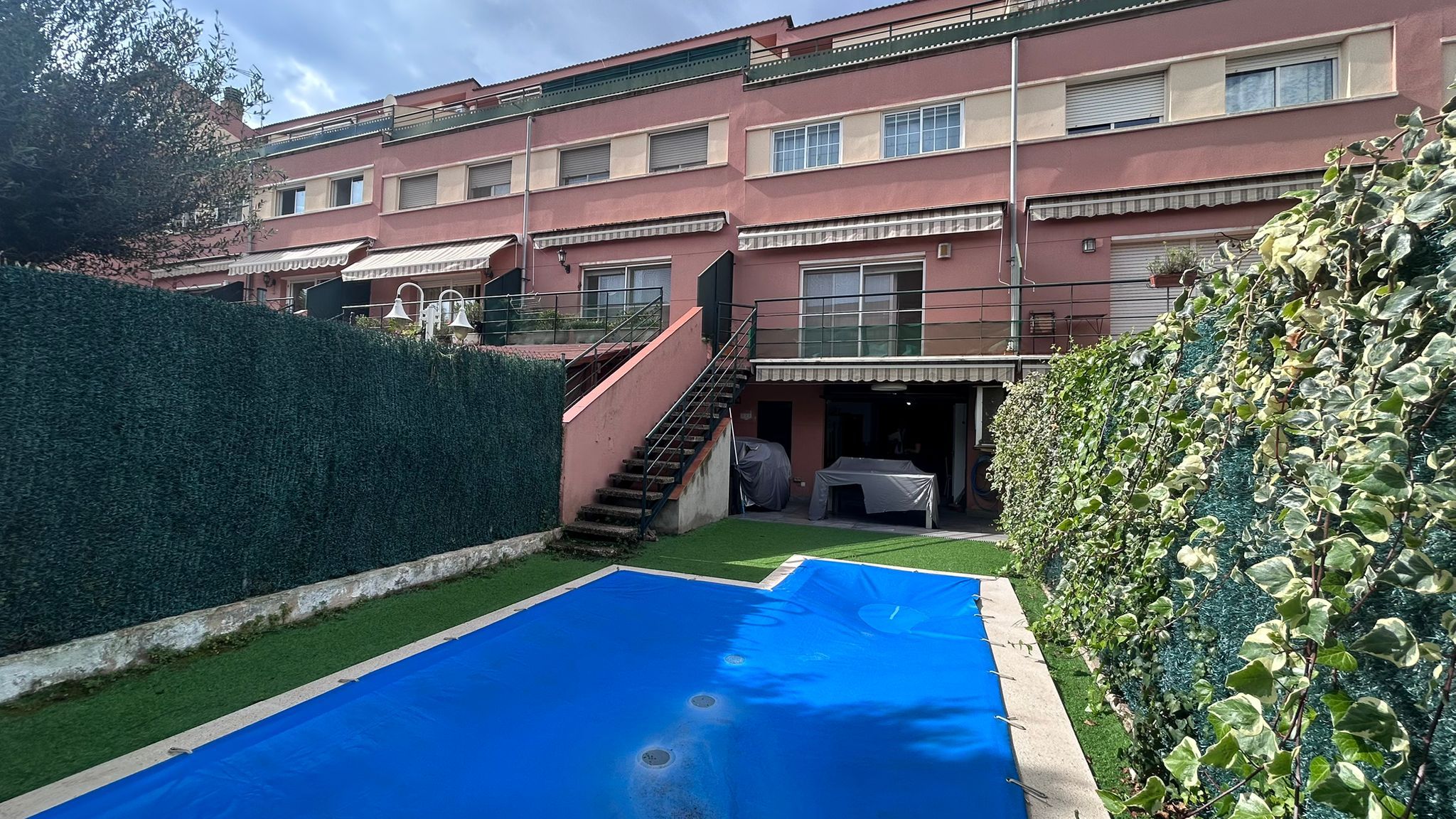 Single-family semi-detached for sale in C/ Pou Del Merli, Martorell