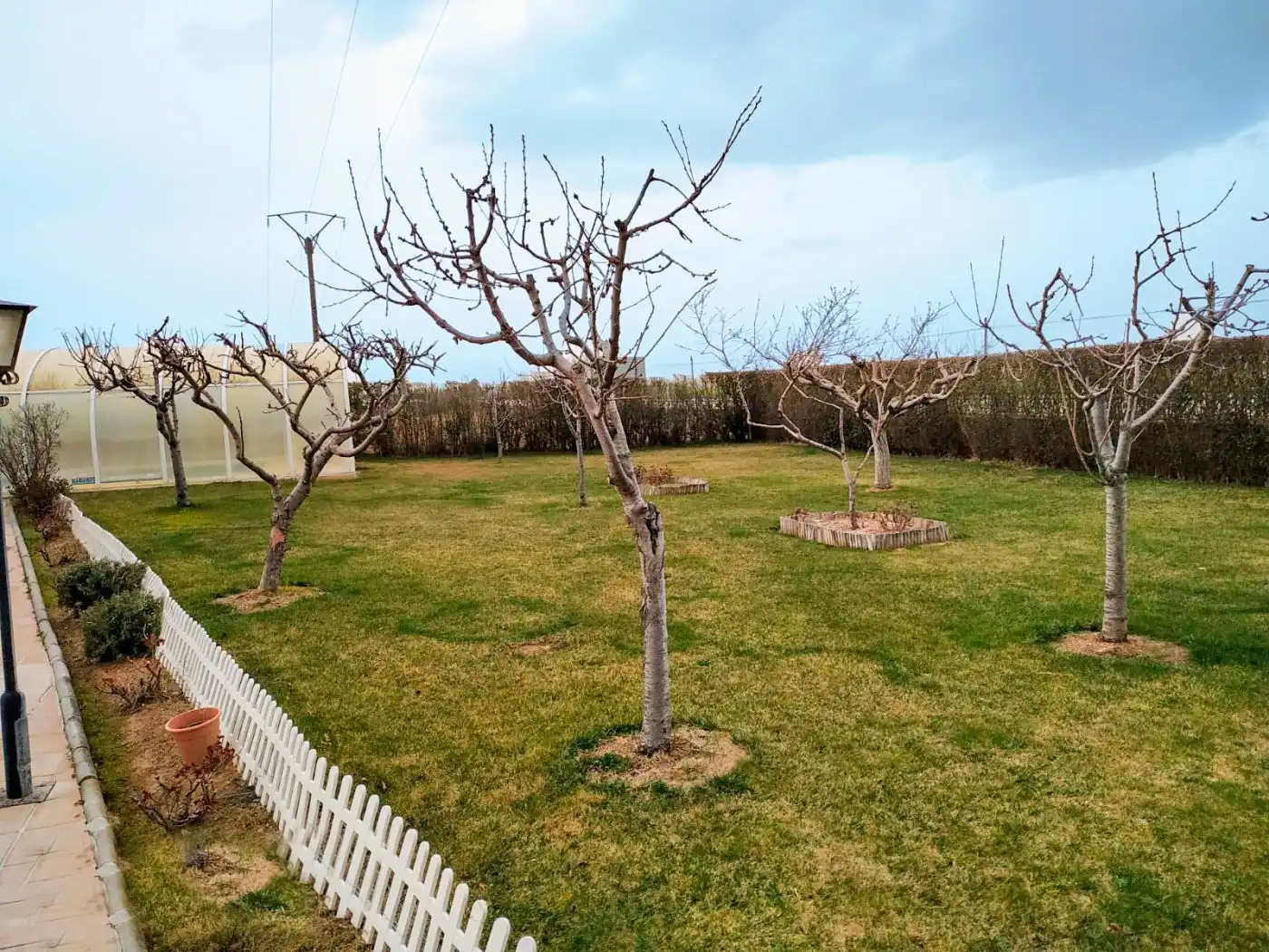 Jardí de Casa o xalet en venda en Castellanos de Villiquera amb Calefacció, Terrassa i Traster