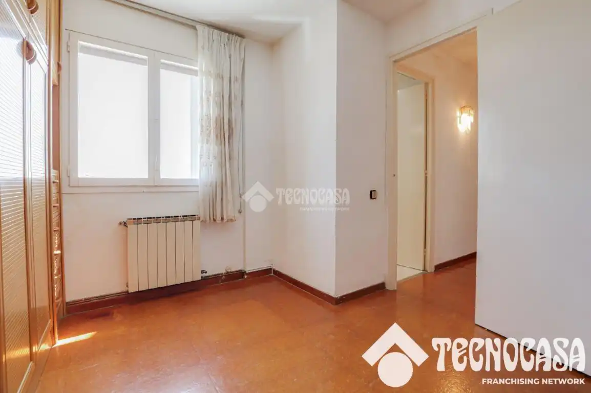 Habitación de Piso en venta en Sant Boi de Llobregat con Balcón