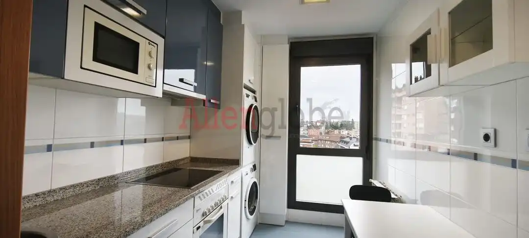 Piso de alquiler en Montecerrao