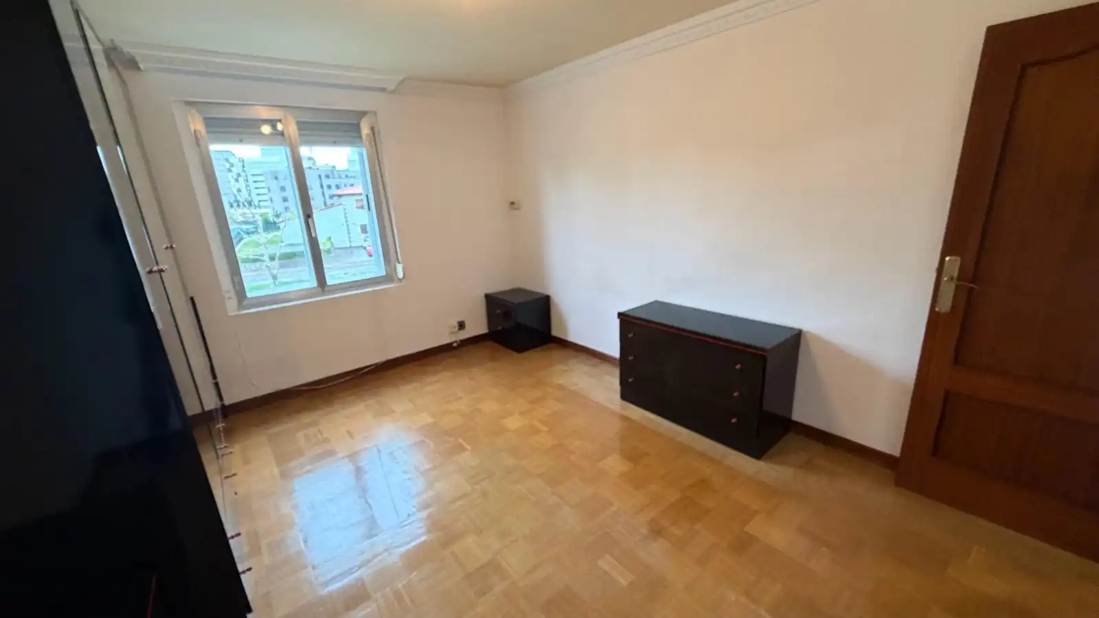 Habitación de Piso en venta en Vitoria - Gasteiz con Calefacción, Terraza y Trastero