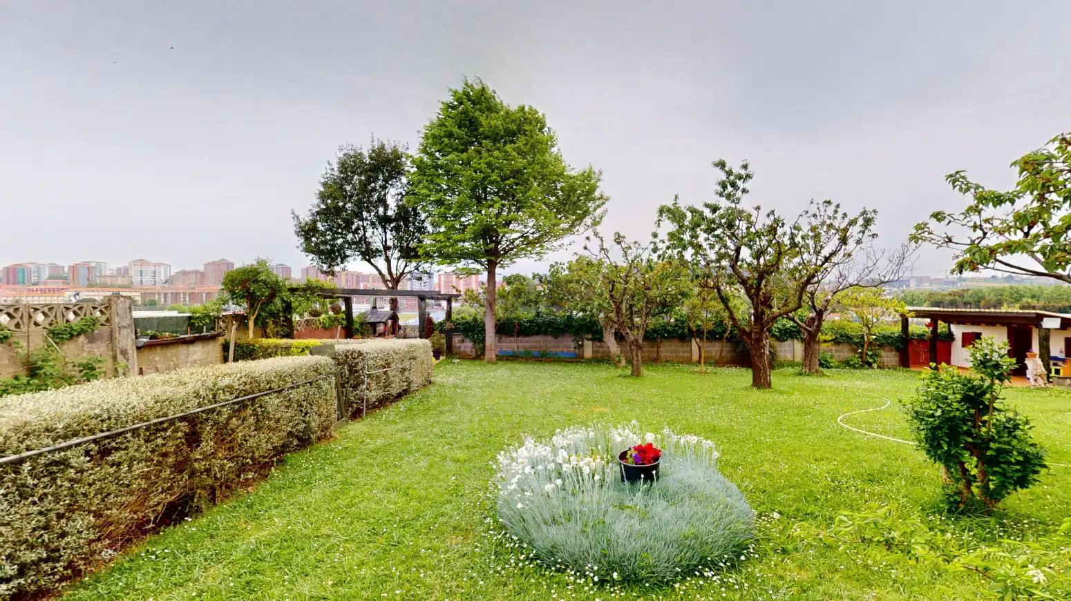 Jardín de Casa o chalet en venta en Santander con Calefacción, Jardín privado y Parquet