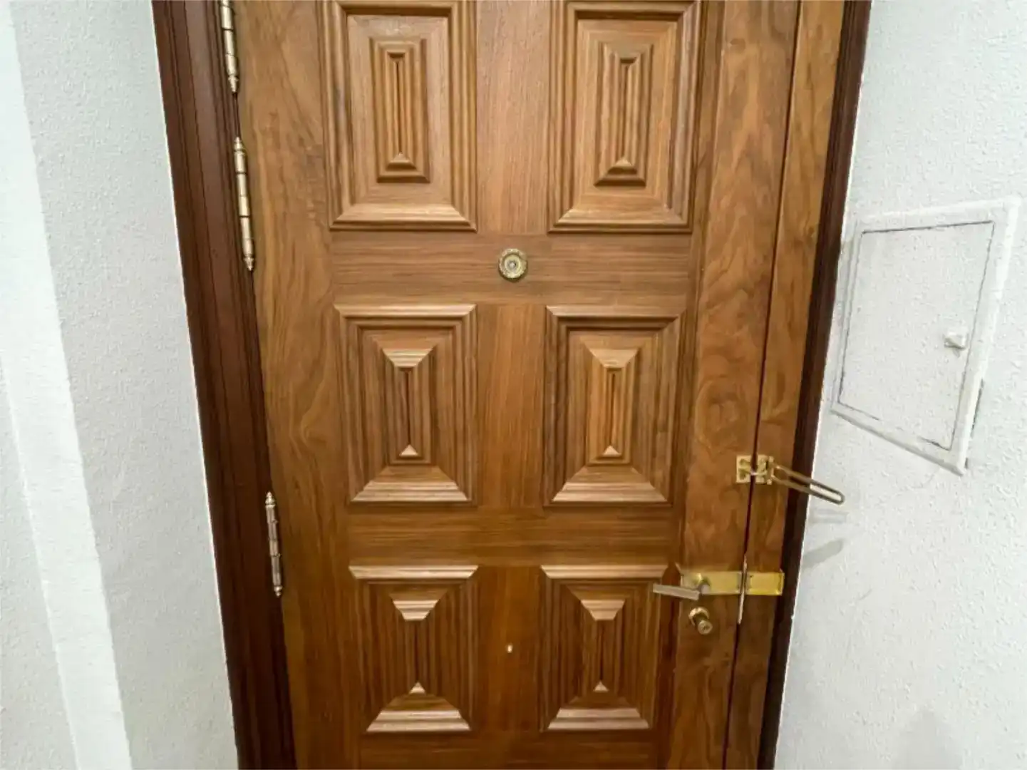 Piso en venta en León Capital  con Parquet, Trastero y Piscina