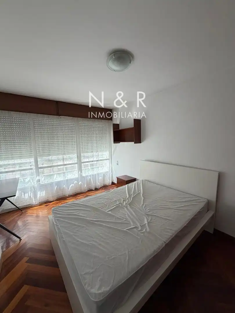 Habitación de Piso de alquiler en Santiago de Compostela  con Calefacción