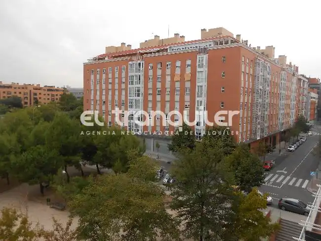Exterior view of Flat for rent in Madrid  with Air Conditioner, Parquet flooring and Swimming Pool