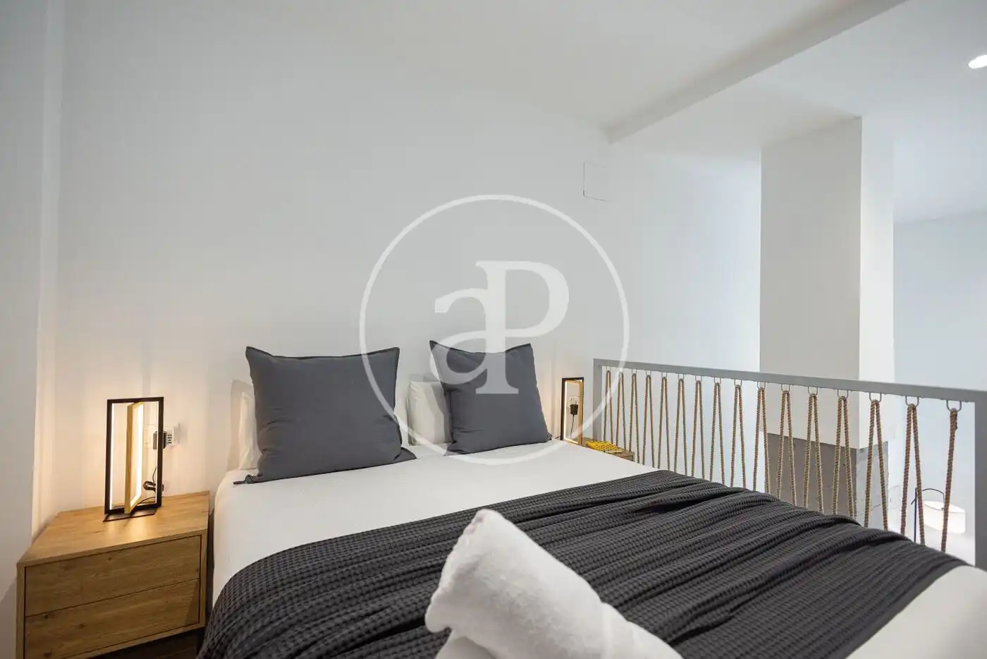 Habitación de Loft en venta en Valencia con Aire acondicionado, Calefacción y Amueblado