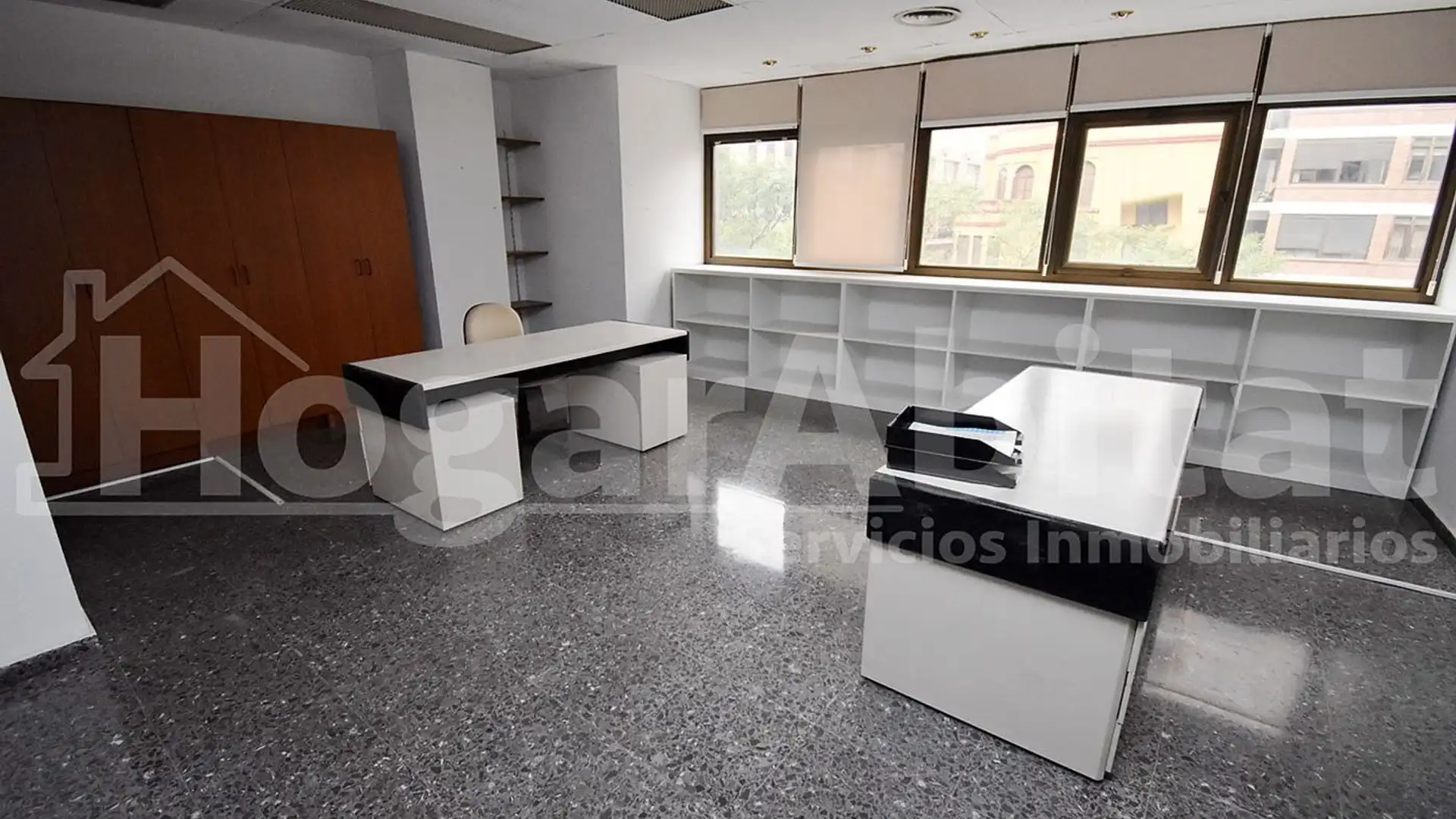 Oficina en venta en Castellón de la Plana / Castelló de la Plana con Aire acondicionado y Amueblado