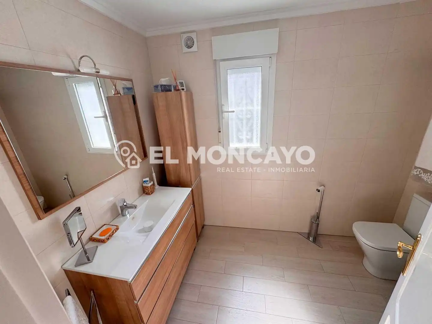 Bany de Casa o xalet en venda en Rojales amb Aire condicionat, Calefacció i Jardí privat