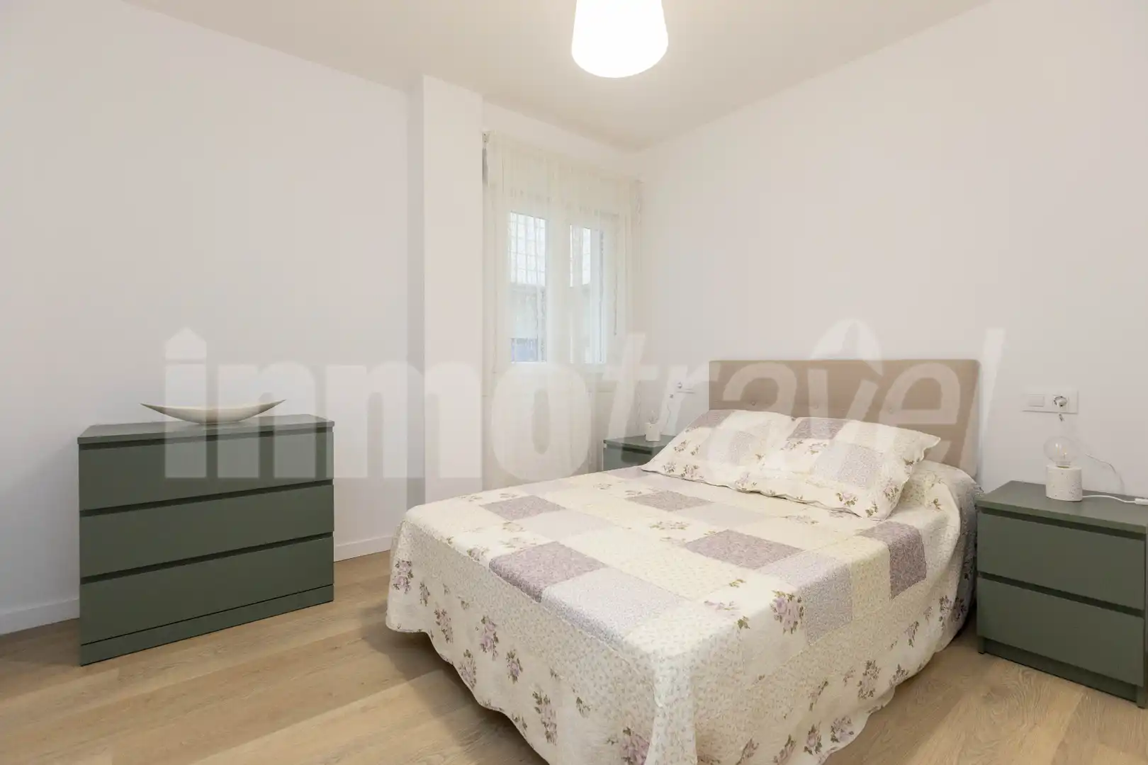 Bedroom of Flat for rent in Sanxenxo  with Heating, Parquet flooring and Furnished