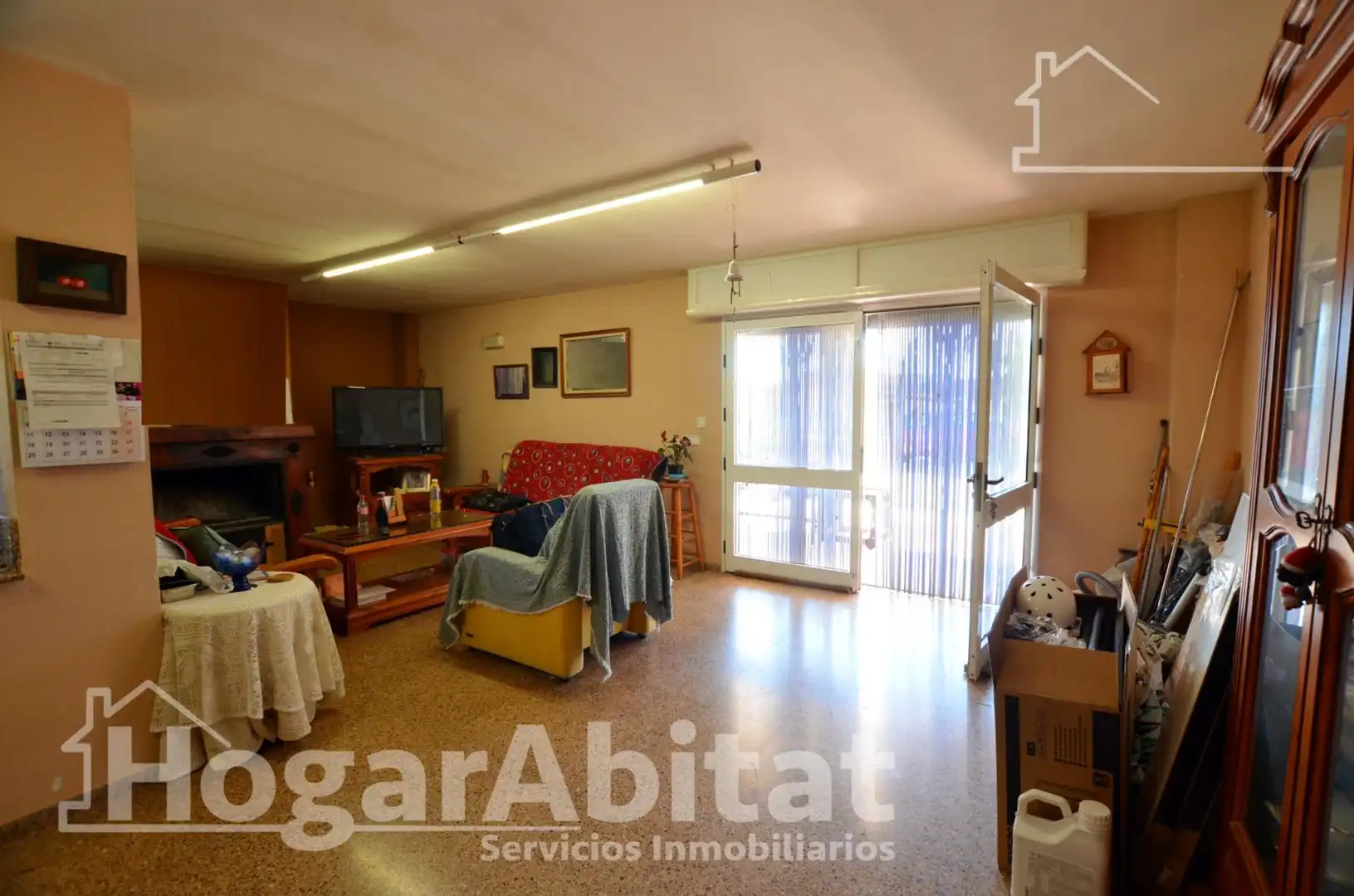 Wohnzimmer von Haus oder Chalet zum Verkauf in Mutxamel mit Heizung, Privatgarten und Terrasse